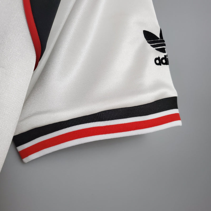 Manchester United Away Jersey 1985 Retro