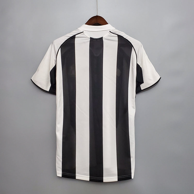 Newcastle Home Jersey 05/06 Retro