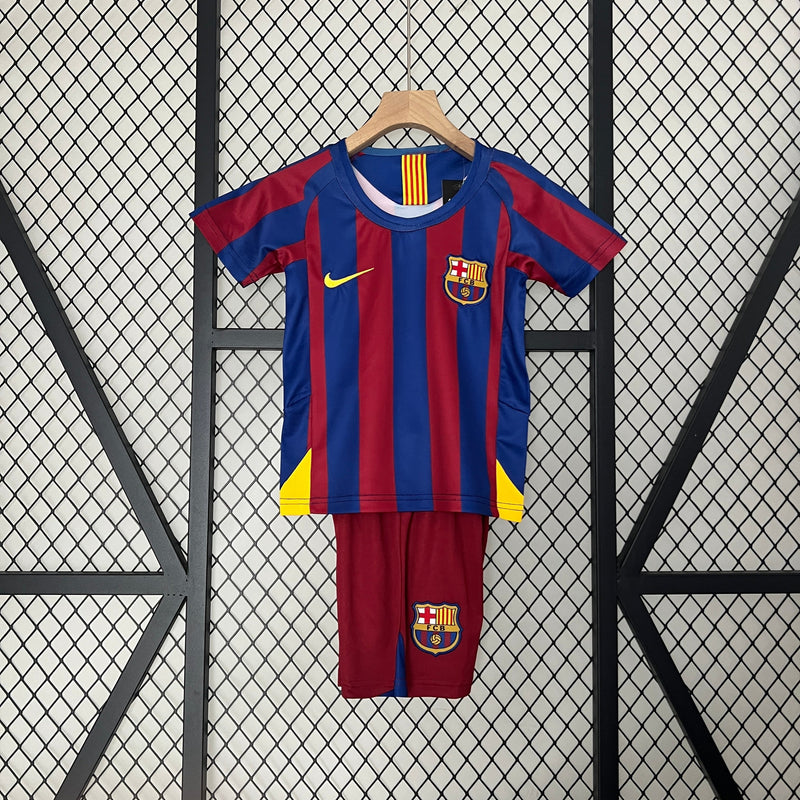 Barcelona Home 05/06 Kit Kids Retro